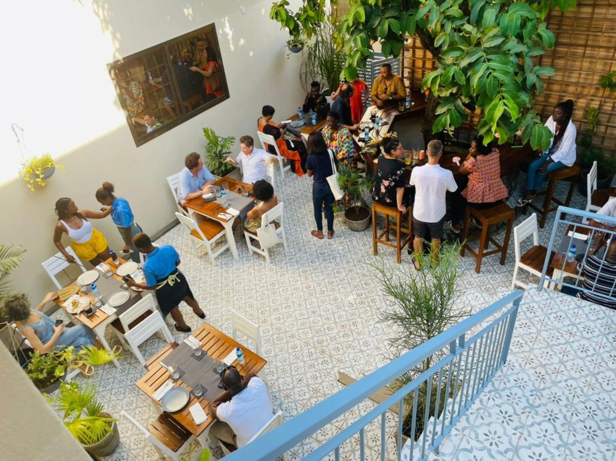 Cole Street Guesthouse Freetown Dış mekan fotoğraf